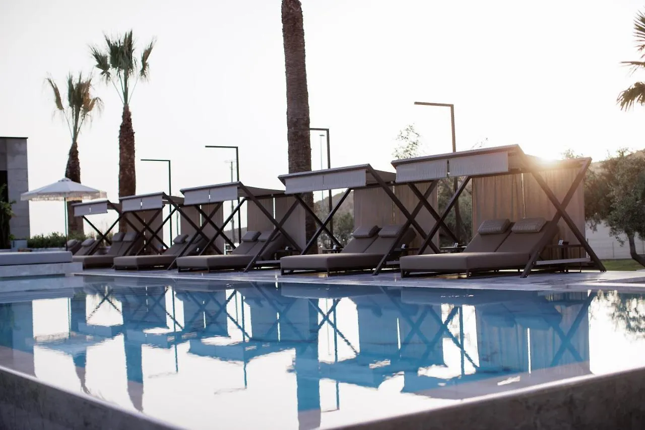 *****  Prado Luxury Hotel Himare Albanië