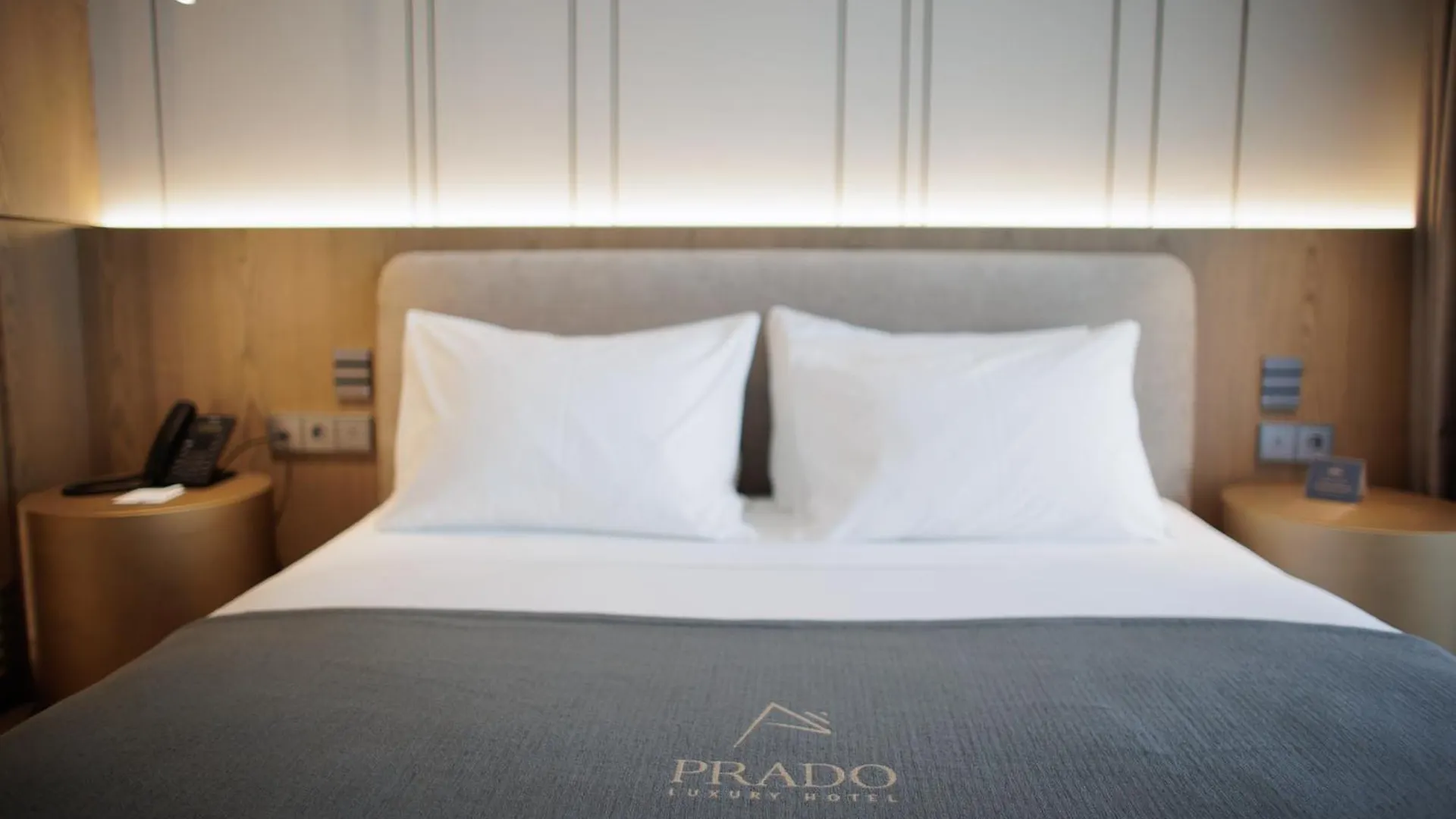 Prado Luxury Hotel 히마레