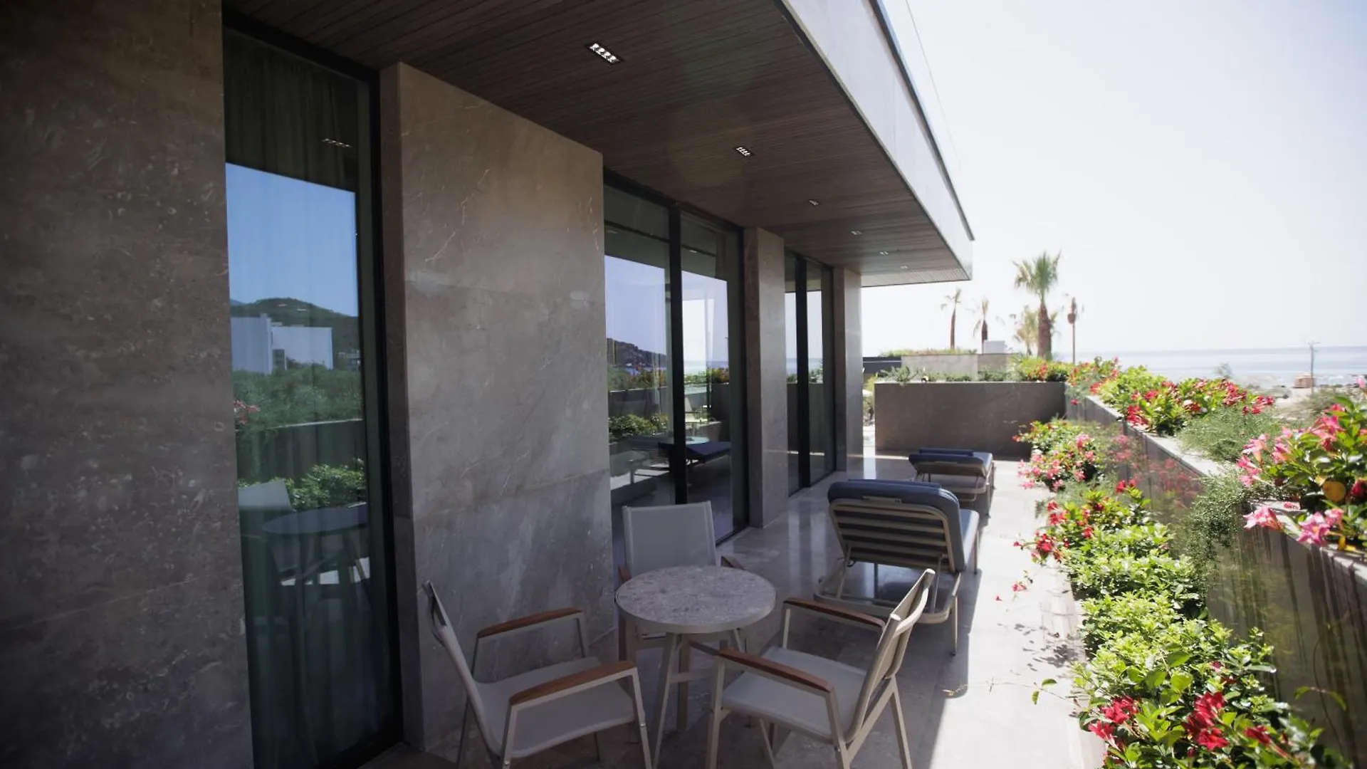 Prado Luxury Hotel Himare