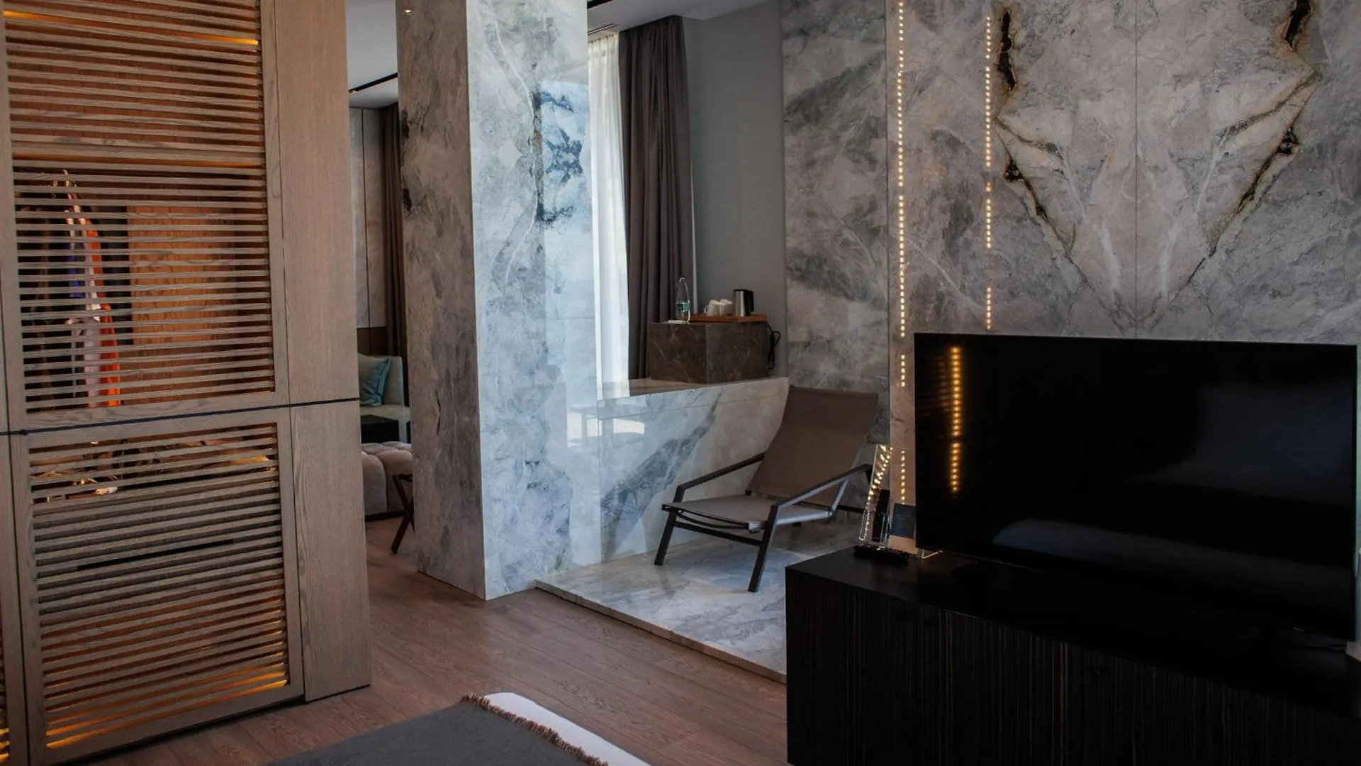 Prado Luxury Hotel Himare