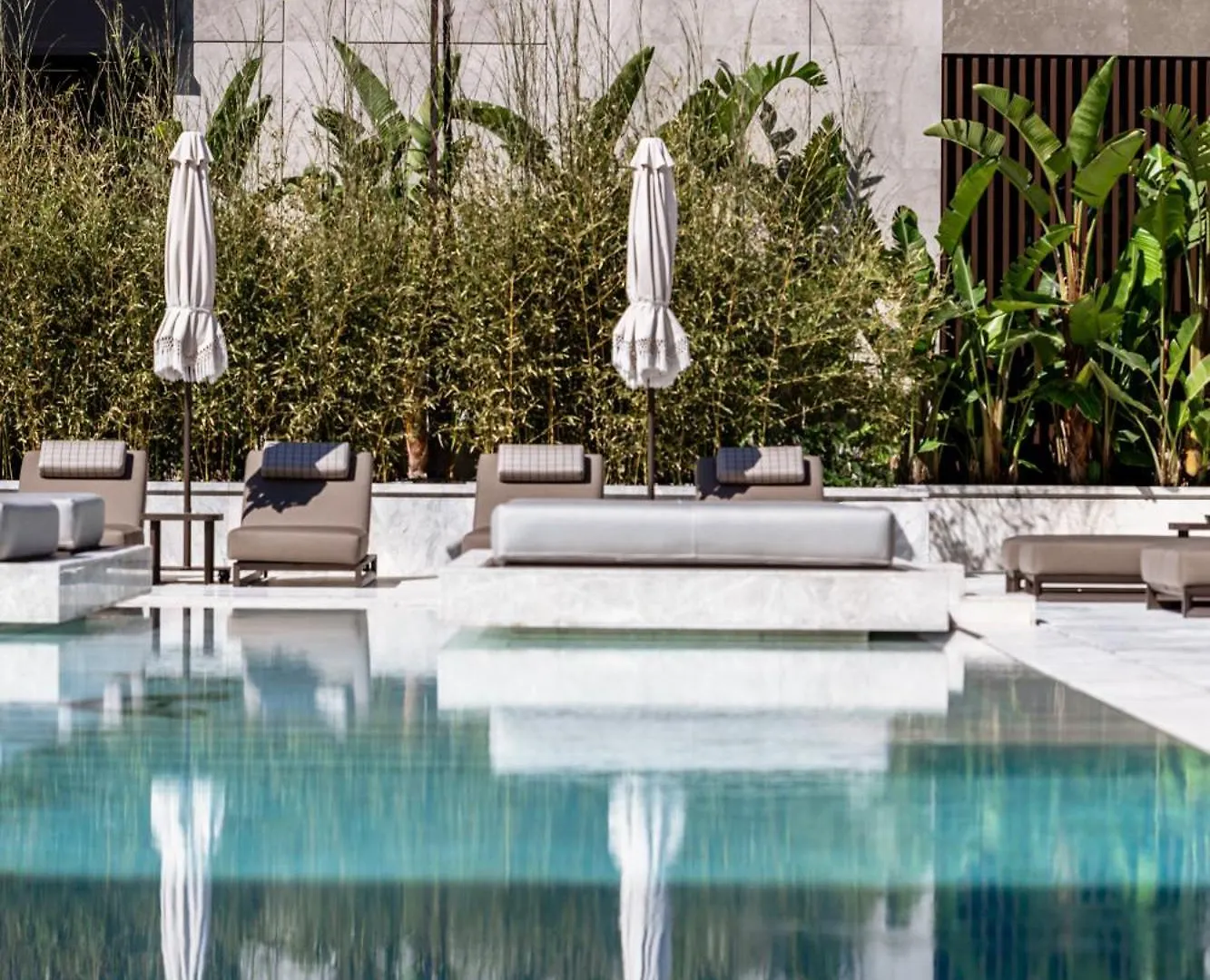 Prado Luxury Hotel 히마레